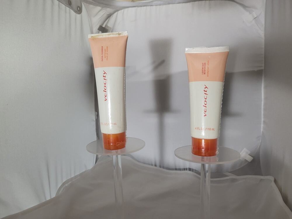 *Discontinued* Mary Kay Velocity Facial Cleanser & Lightweight Moisturizer Set